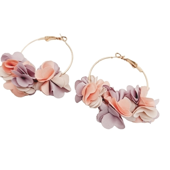 Gold tone floral Hoop pink fabric pastel Petals Earrings 💖2/$30 - Picture 14 of 16